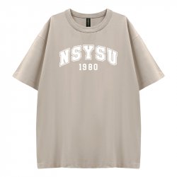 【夏季新品，現貨販售】NSYSU好涼的寬版短T_花生冰(淺卡其)