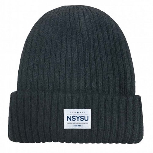 【2025新品上市】NSYSU經典織標QQ毛帽_黑 【2025新品上市】NSYSU經典織標QQ毛帽_黑