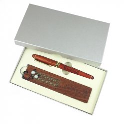 【絕版出清、售完不補】NSYSU紅木鋼珠筆+紅木書籤禮盒